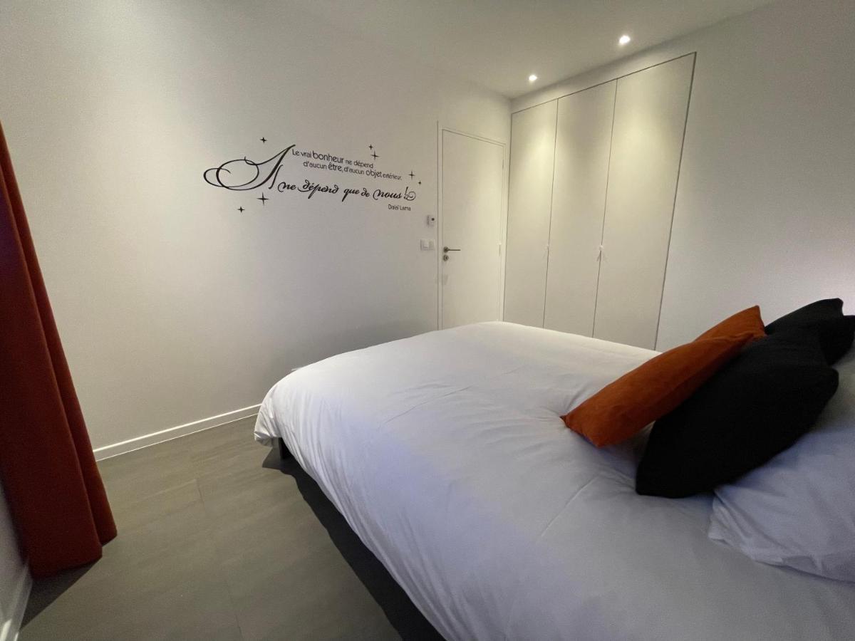 Gold Cocoon T3 74M2 Proche Centre Ville Villejust ภายนอก รูปภาพ
