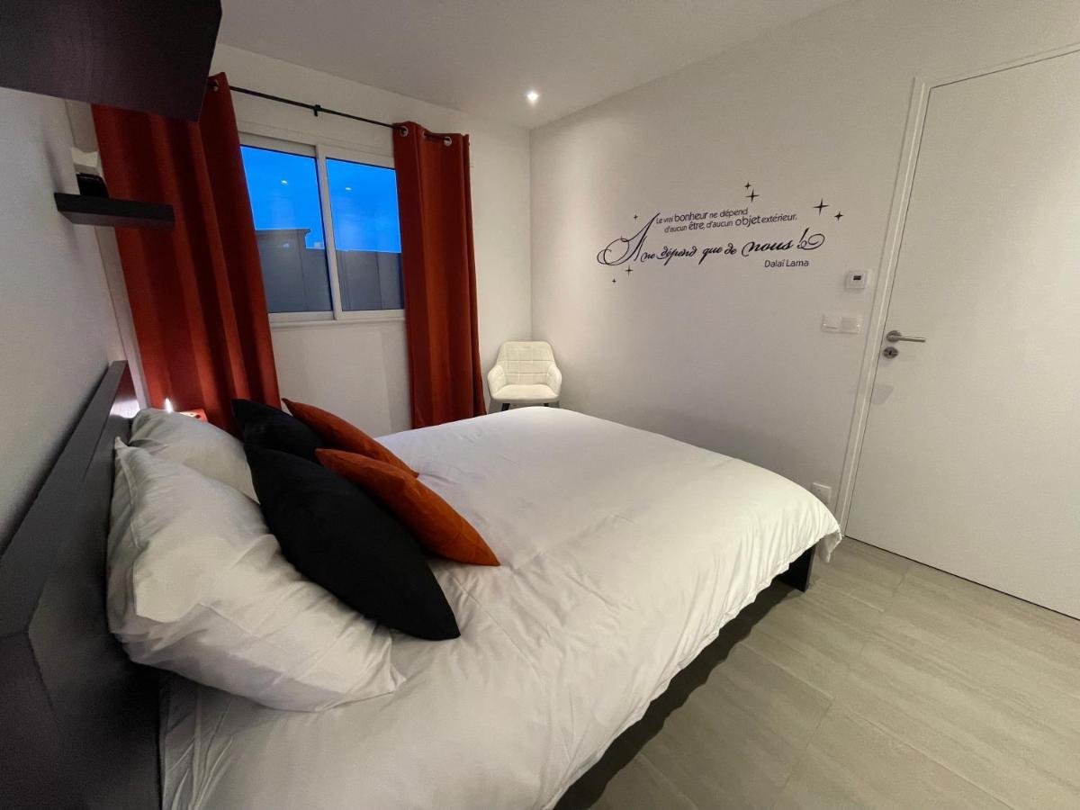 Gold Cocoon T3 74M2 Proche Centre Ville Villejust ภายนอก รูปภาพ