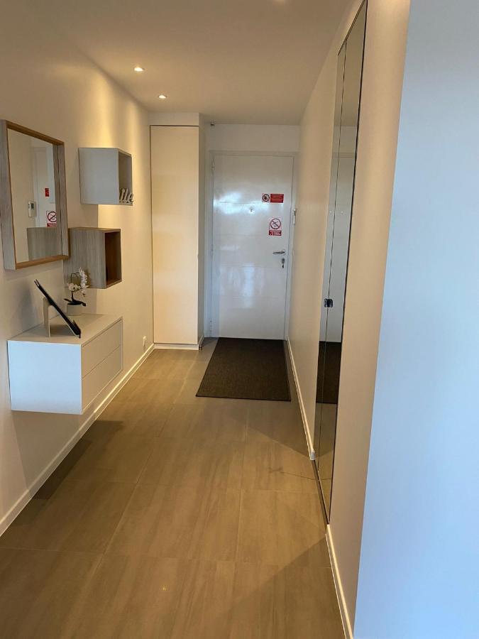 Gold Cocoon T3 74M2 Proche Centre Ville Villejust ภายนอก รูปภาพ